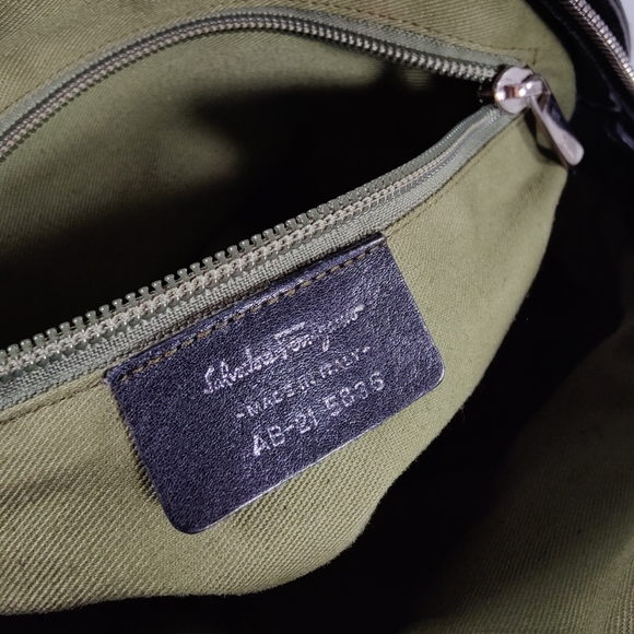 Salvatore Ferragamo Half Moon Black Leather Shoulder Bag AS-IS - Picture 15 of 15